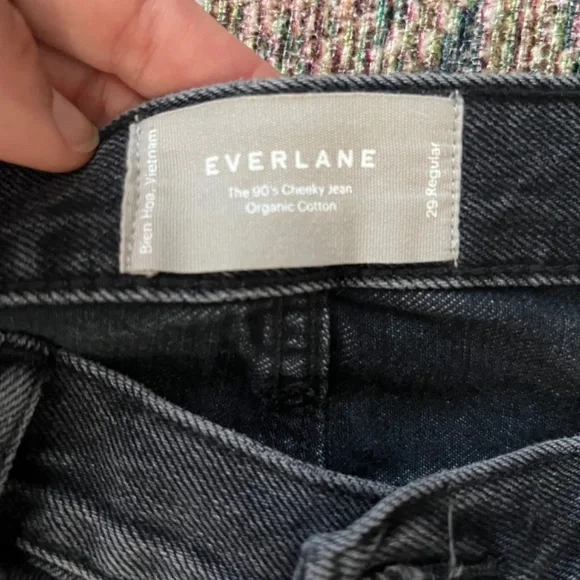 Everlane 90’s Cheeky Jeans - Picture 4 of 5